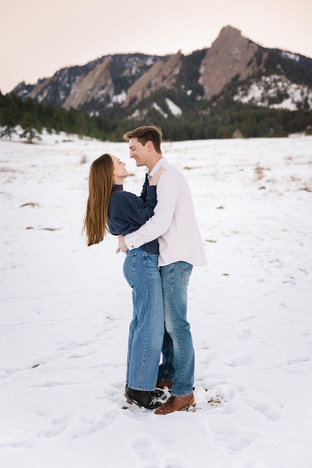 Engagement Session at Chautauqua Park in Boulder, Colorado: The Perfect Backdrop for Your Love Story